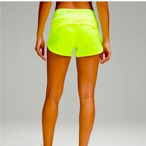 Lululemon speed up mid-rise lined short 4”